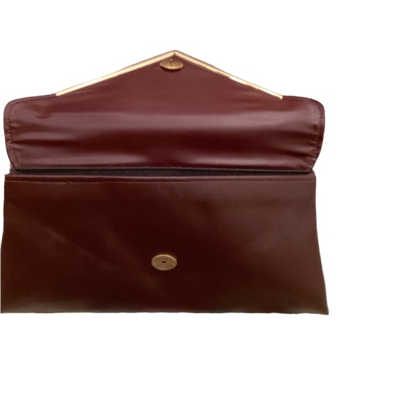 Vintage Brown Envelope Bag in Brown . 12 X 6 , has 3 compartments inside - Picture 2 of 4